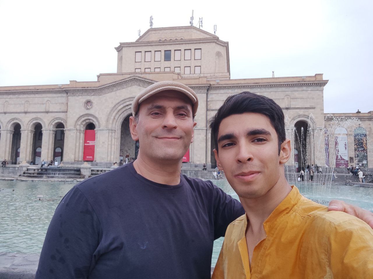 اسرافیل شیرازی